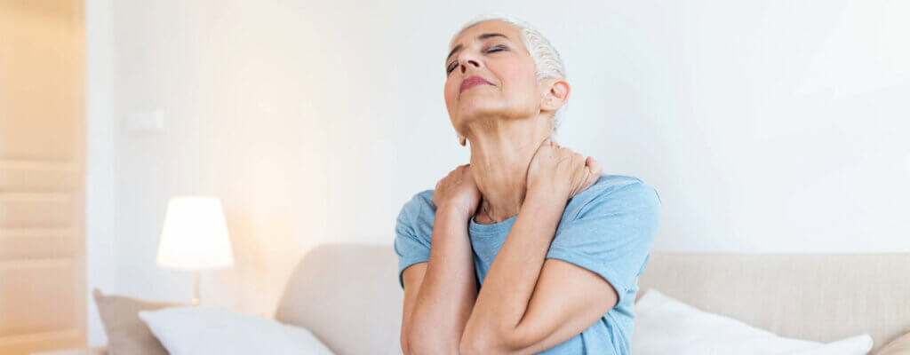 Neck pain relief treatment with physical therapy